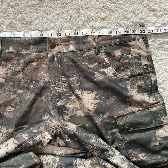 Cabelas hunting pants size 42 Regular multi color - Picture 6 of 16